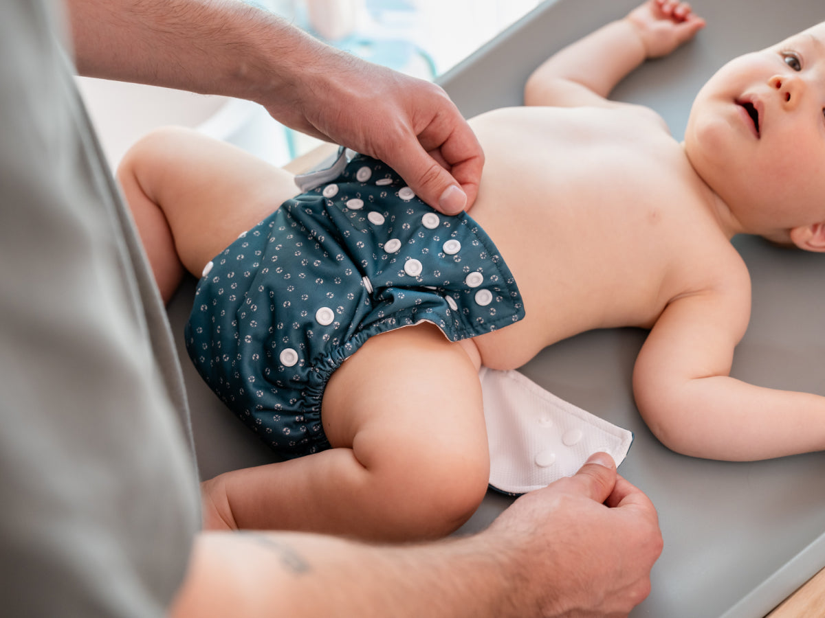 Why you should use reusable diapers: 5 amazing advantages.